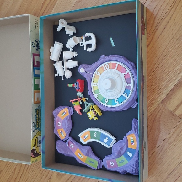 The Game Of Life - SpongeBob SquarePants Edition Board Game - Picture 3 of 4